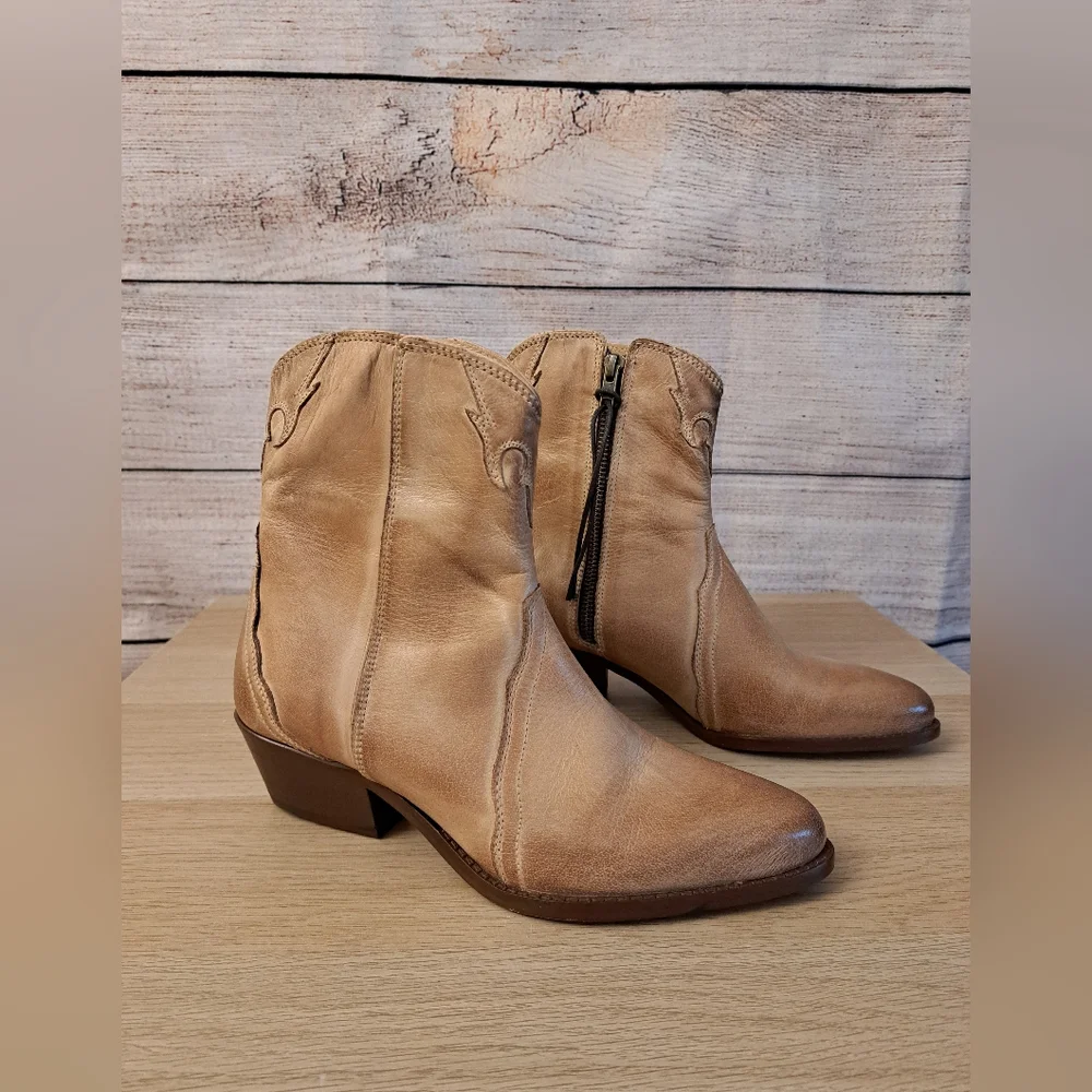 Free People Brown Leather Ankle Boots - Picture 10 of 11